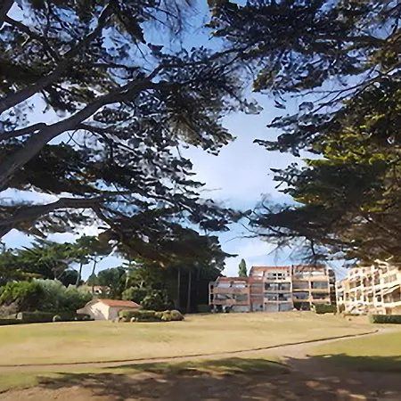 Appartement En Rdc Avec Terrasse Face A La Mer Pornic Buitenkant foto